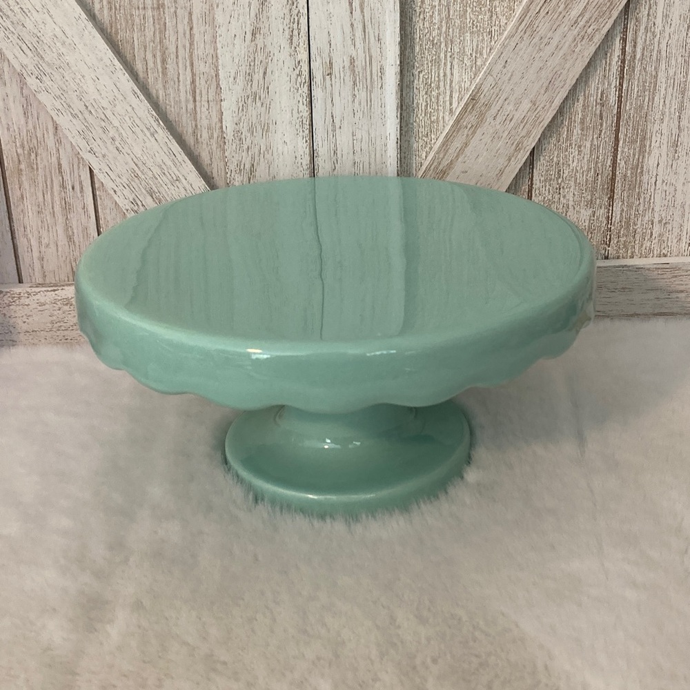 Target BP 2019 Scalloped Aqua Cake Stand